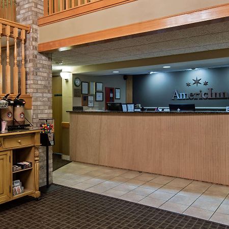 爱荷华瀑布市阿美瑞辛酒店 Iowa Falls 外观 照片